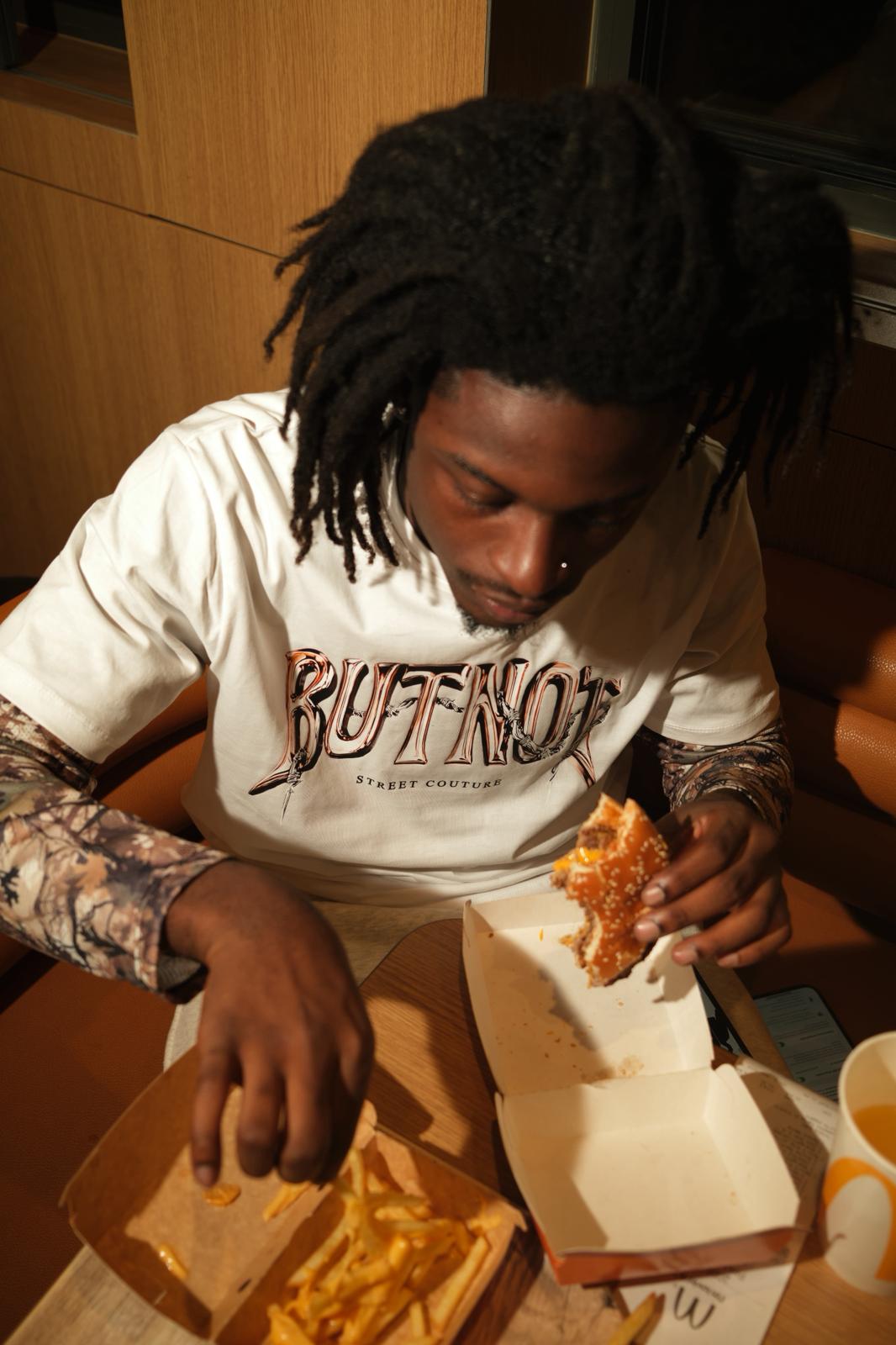 LONGSLEEVE BUTNOT MILITARY CHAIN