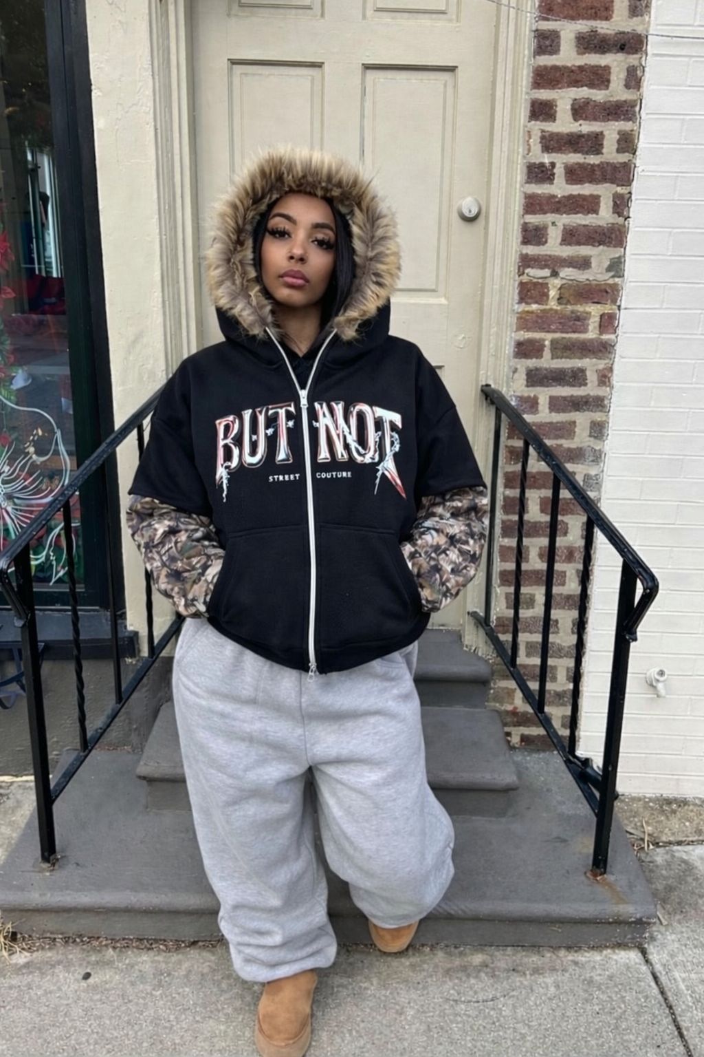 HOODIE BUTNOT FUR MILITARY CHAIN