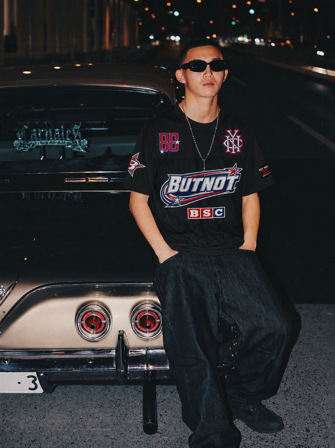 T-SHIRT BUTNOT BASEBALL NYC