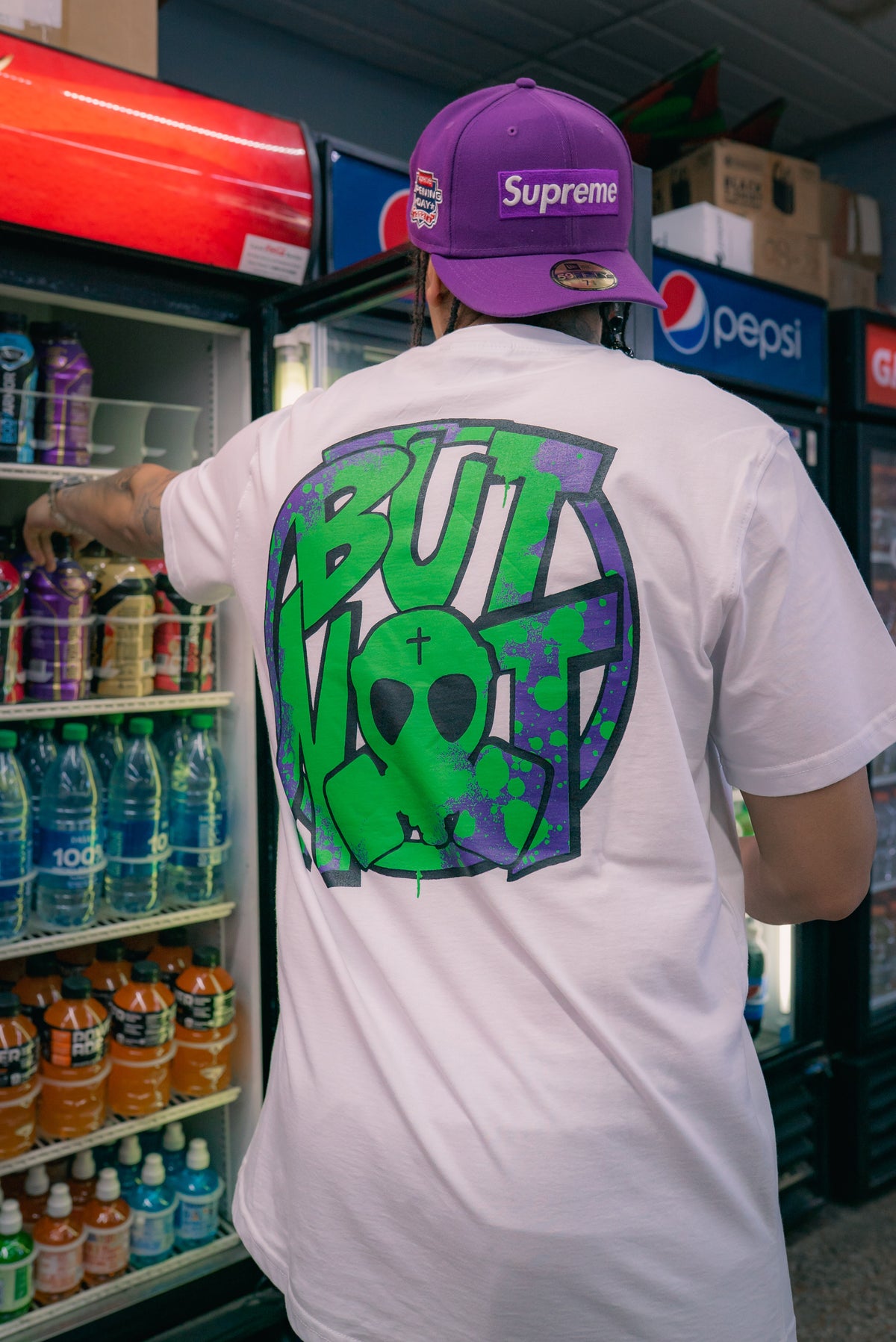 T-SHIRT LOGO GRAFFITI