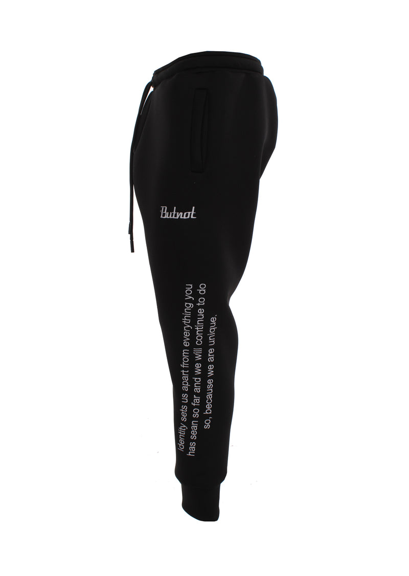 PANTALON AVEC BRODERIE PHRASE