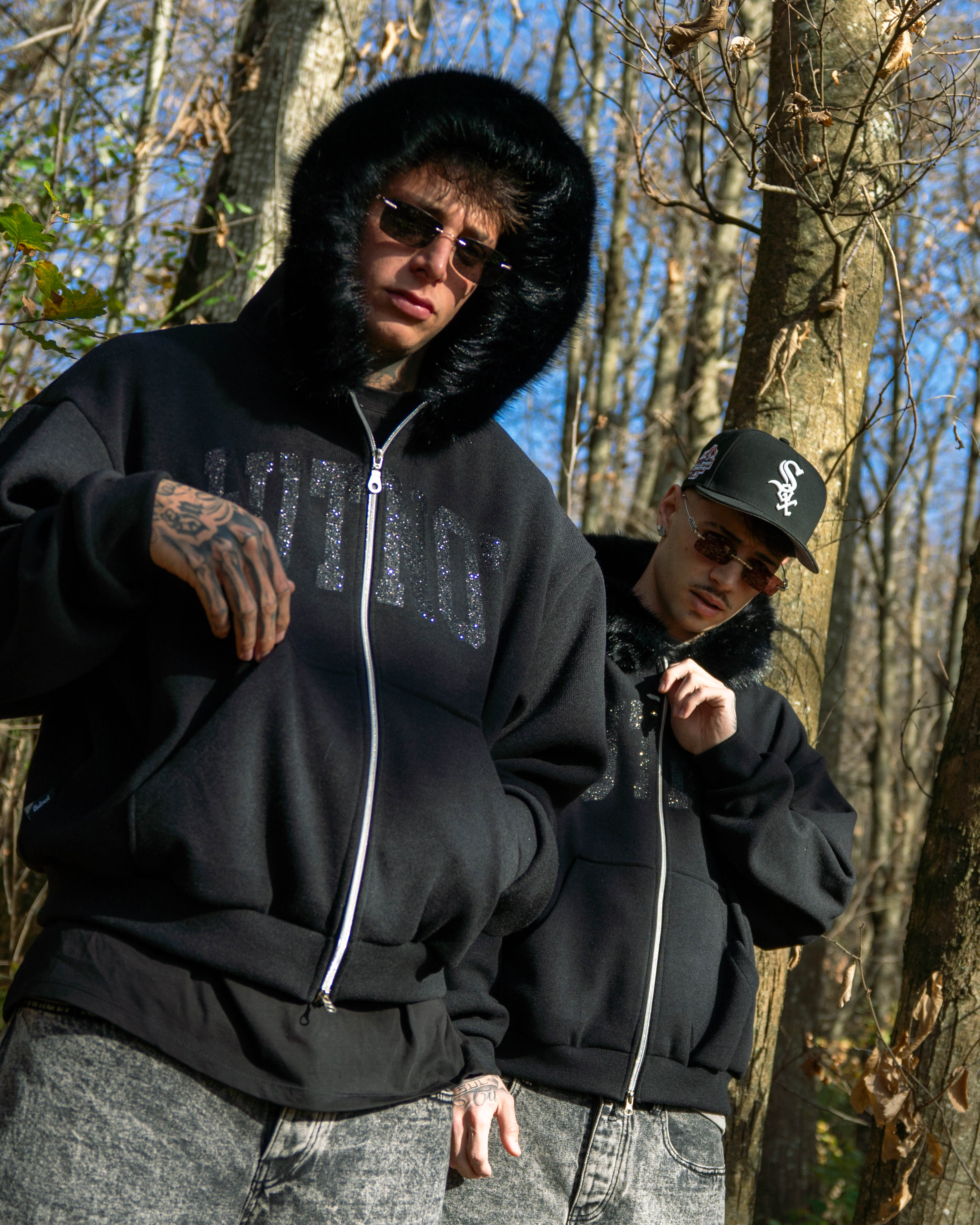 HOODIE BLACK FUR BUTNOT