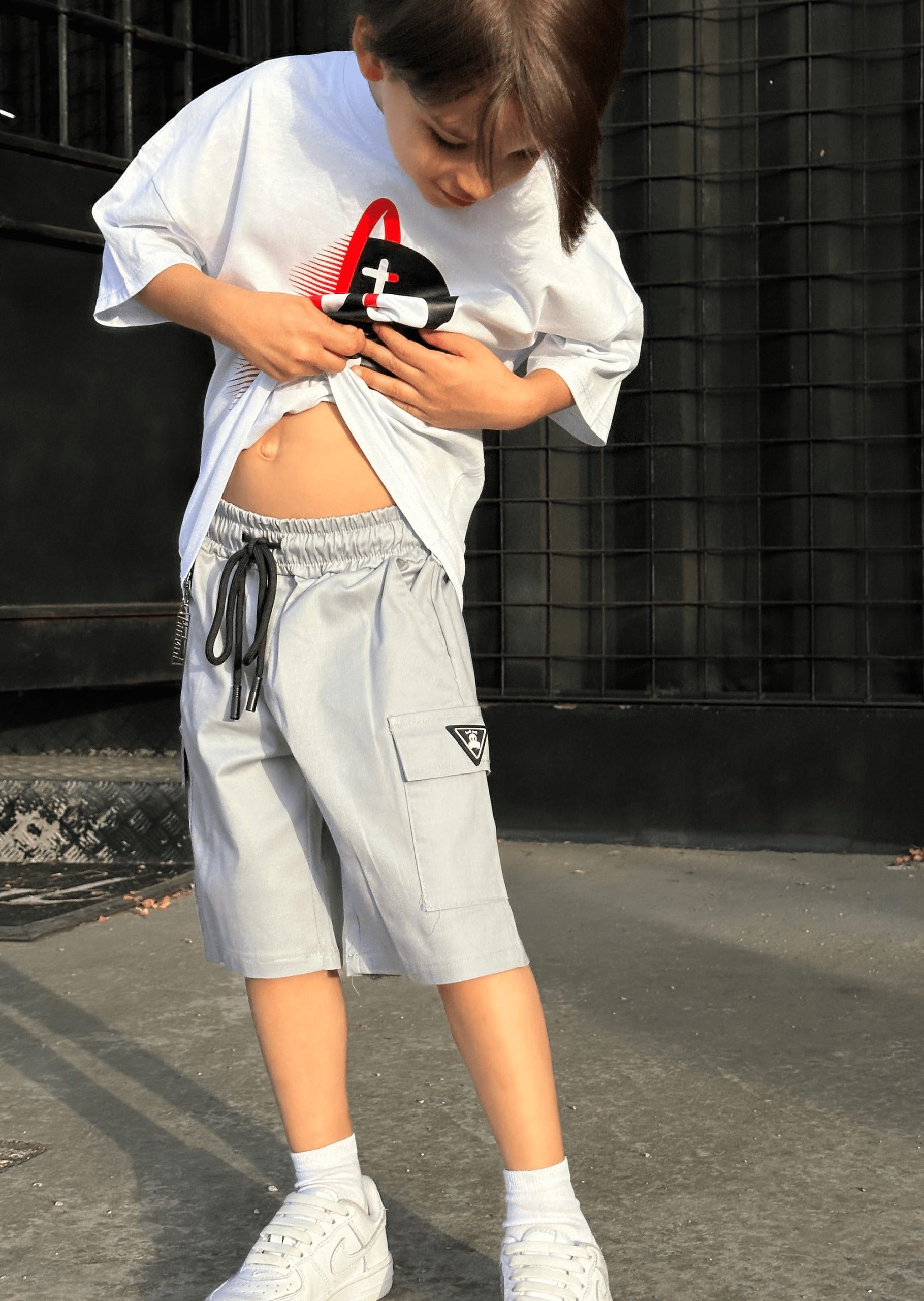 SHORTS TASCONE CON PATCH KIDS