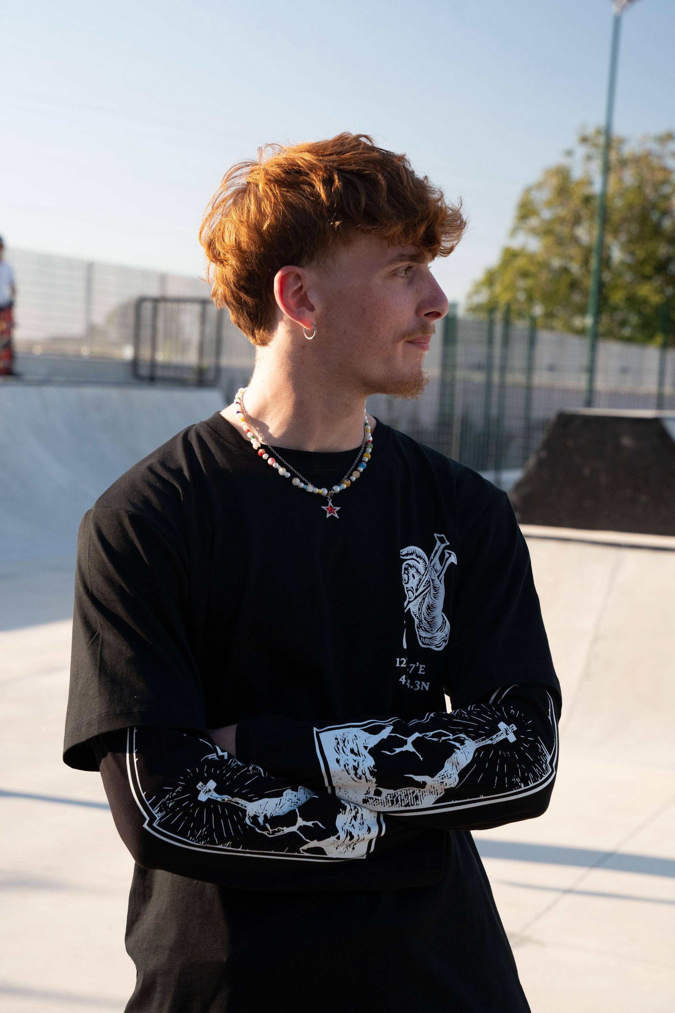 LONGSLEEVE BUTNOT PRAY TRUST WAIT