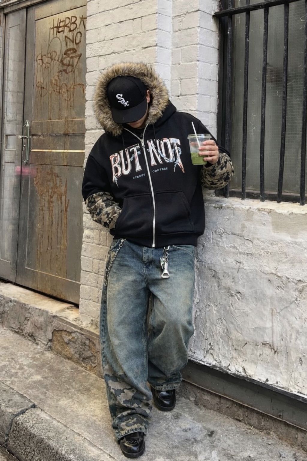 HOODIE BUTNOT FUR MILITARY CHAIN